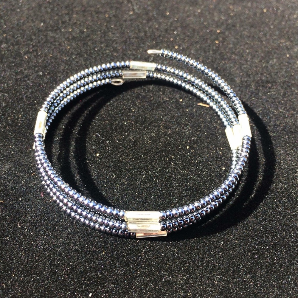 Handmade Memory Wire Bracelet - Picture 2 of 3